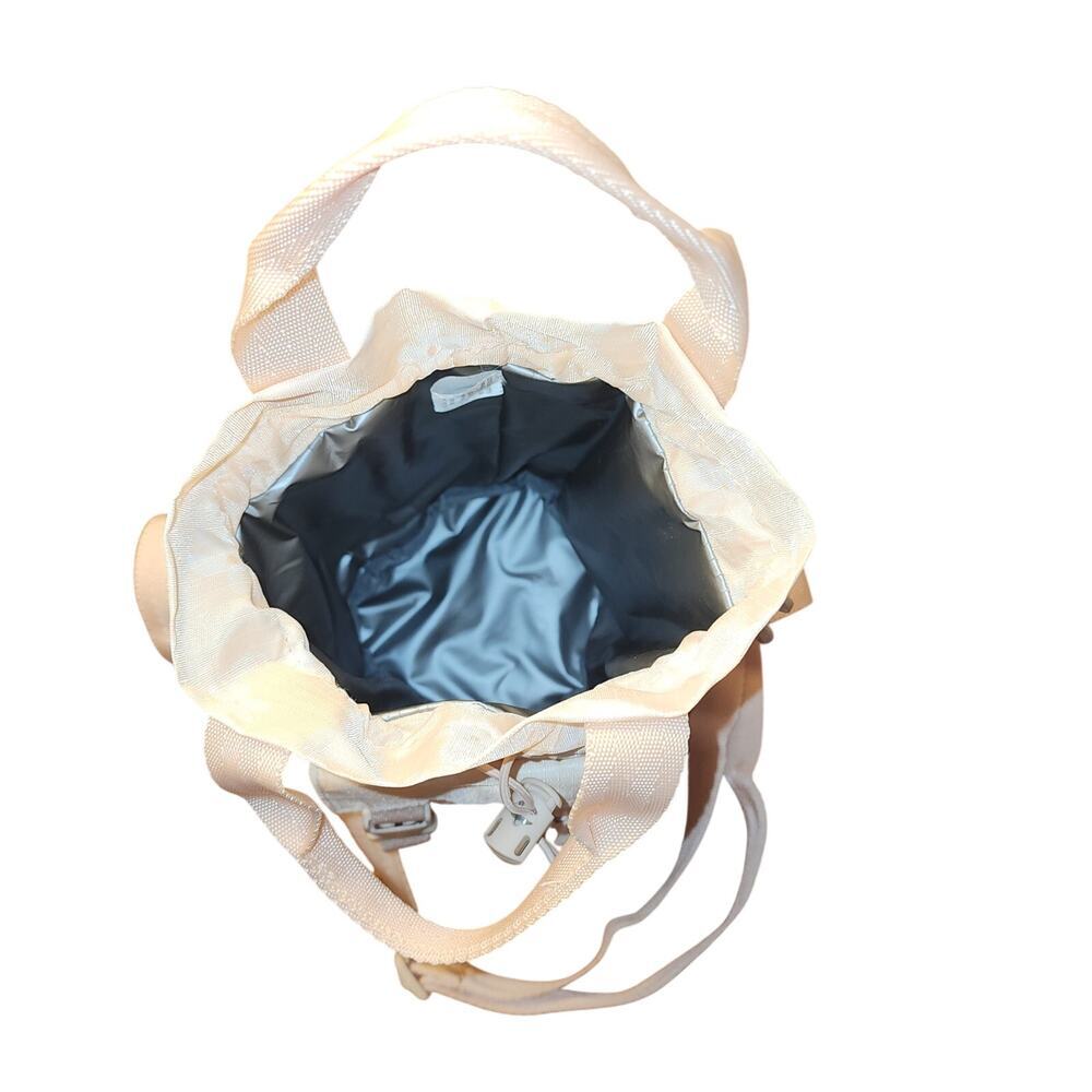 Blogilates Water Bottle Sling Bag Target Peach Floral SOLD OUT 2024 Release NWOT - Picture 6 of 8